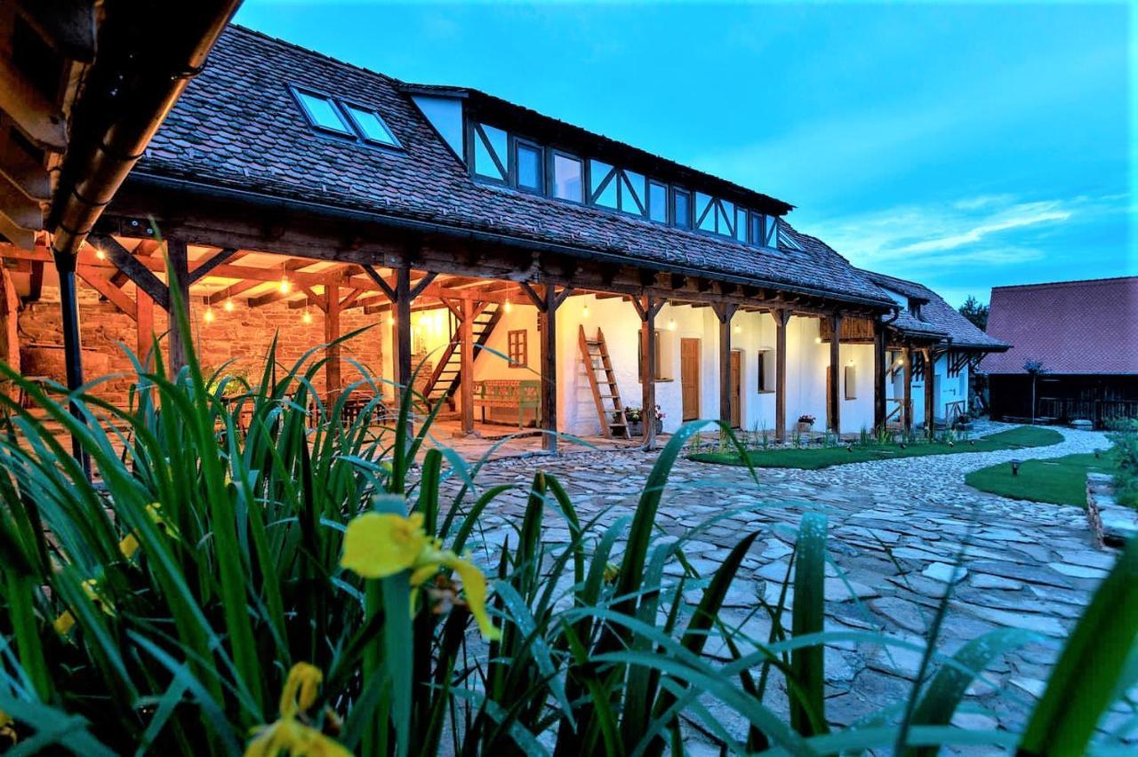 Viscri 44 Hotel Ngoại thất bức ảnh